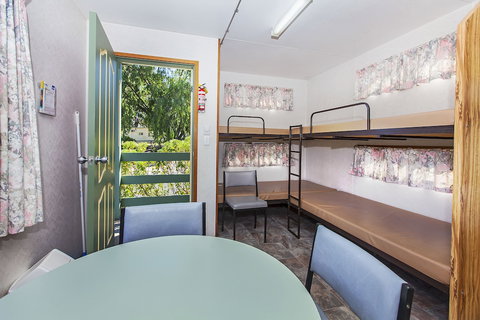 Naracoorte Holiday Park - Accommodation NT 1