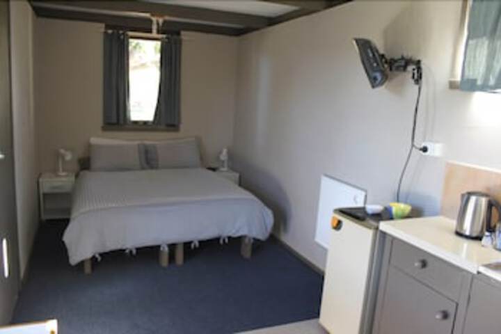  Accommodation NT