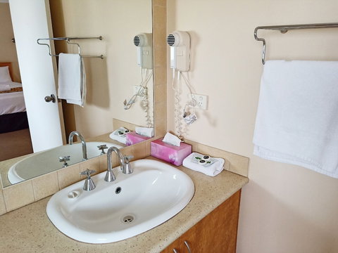 Glen Inn - Accommodation NT 6