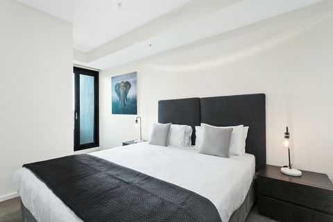 Waterfront Melbourne Apartments - Accommodation NT 5