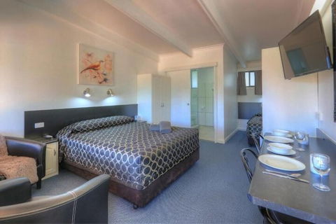 Twin Swans Motel - Accommodation NT 6