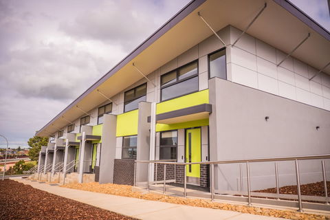 Deakin Geelong Units - Accommodation NT 2