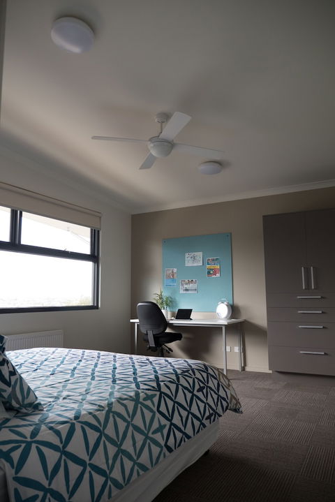 Deakin Geelong Units - Accommodation NT 6