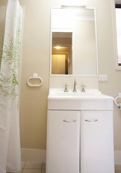 Captain Cook Holiday Village - Accommodation NT 3