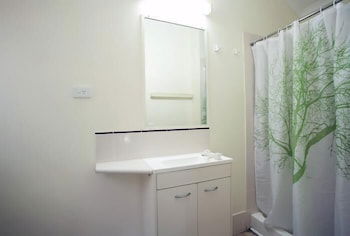 Captain Cook Holiday Village - Accommodation NT 1