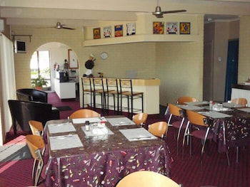 Gladstone Village Motel - NT Tourism 5