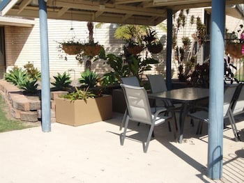 Gladstone Village Motel - NT Tourism 6