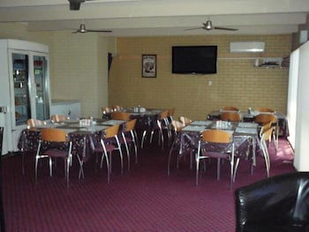 Gladstone Village Motel - NT Tourism 4