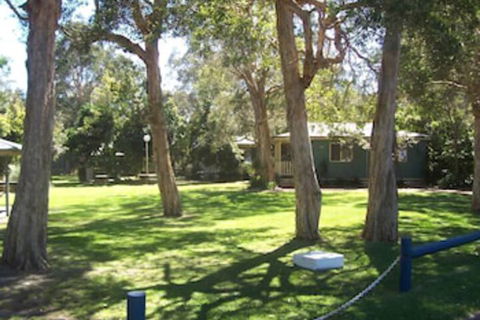 Budgewoi Holiday Park - NT Tourism 1