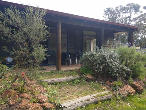Dunsborough Rail Carriages & Farm Cottages - NT Tourism 3