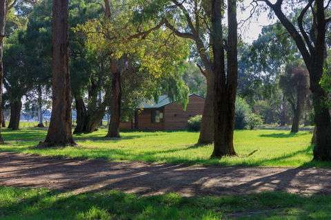 Dunsborough Rail Carriages & Farm Cottages - NT Tourism 1