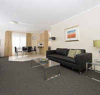 Accommodate Canberra - Kingston Court - Accommodation NT