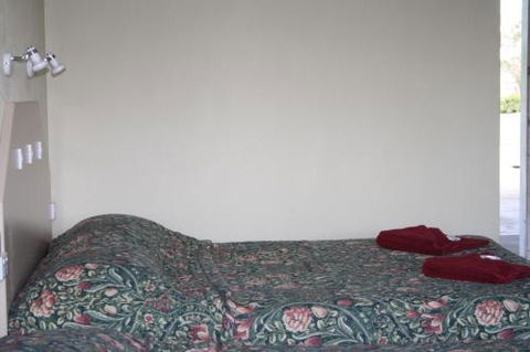 Tenterfield Motor Inn - Accommodation NT 4