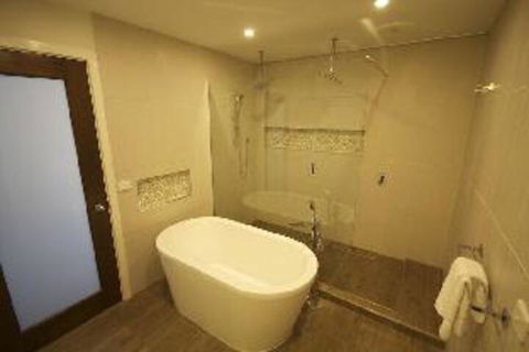 Mayfair Serviced Apartments - Accommodation NT 0