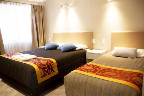 Sapphire Palms Motel - NT Tourism 3