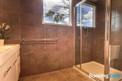 Alpine Edge - Accommodation NT 7