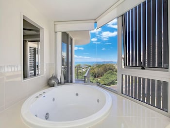Silver Sea On Sixth Resort - Accommodation NT 6