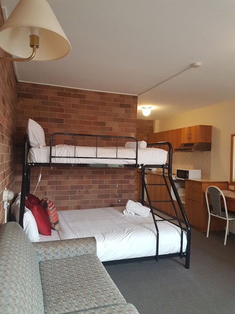 All Seasons Motel Armidale - Accommodation NT 3