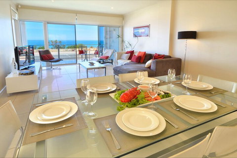 Adelaide Luxury Beach House - NT Tourism 2