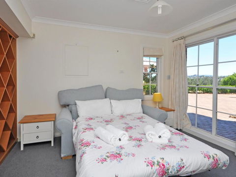 Beggars Bridge Vineyard Homestead W / Pool + Wifi + Tennis + Vineyard - Accommodation NT 3
