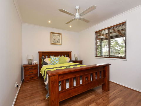 Kangaroo Cottage Cute Accom In Bushland Setting - NT Tourism 3