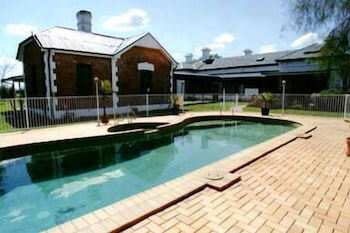 Lochinvar House B&B - Accommodation NT 4