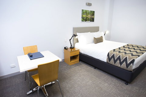 Altitude Motel Apartments - Accommodation NT 7