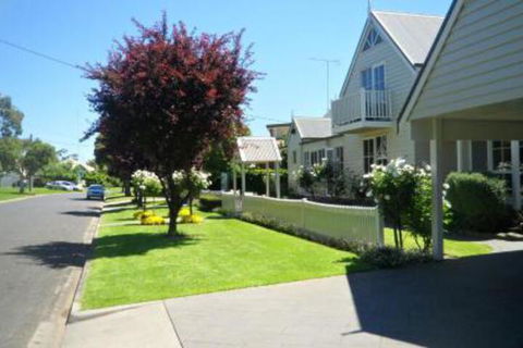 Creek Cottage Bed & Breakfast - Accommodation NT 2