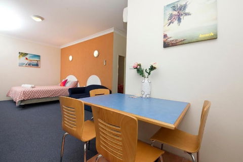 Tuncurry Beach Motel - Accommodation NT 4