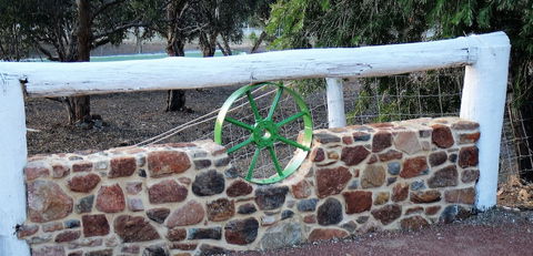 Eleebana Guest House - NT Tourism 4