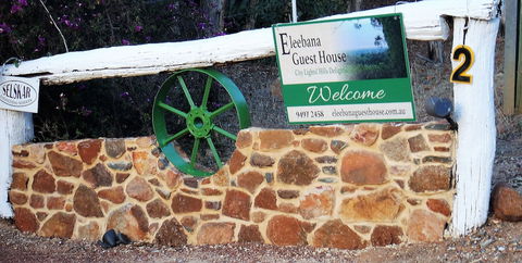 Eleebana Guest House - NT Tourism 6
