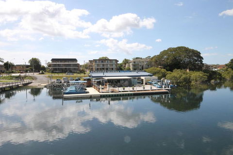 CHILL OUT LAKESIDE At FORSTER - Accommodation NT 3