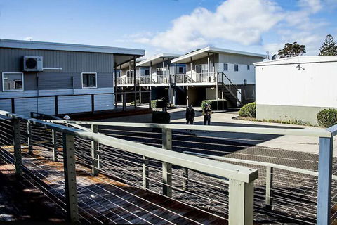 Jervis Bay Holiday Cabins - NT Tourism 7