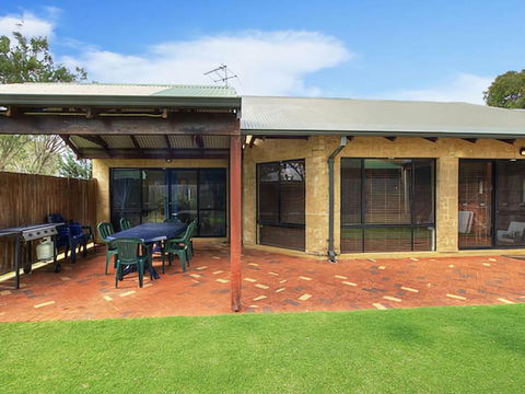 Holiday On The Terrace - Accommodation NT 4