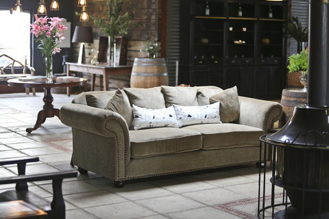 One Paddock Currency Creek Winery Villas - NT Tourism 2