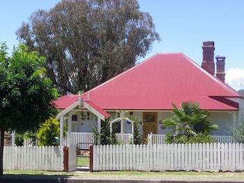 Tenterfield Cottage Holiday House - Accommodation NT 1