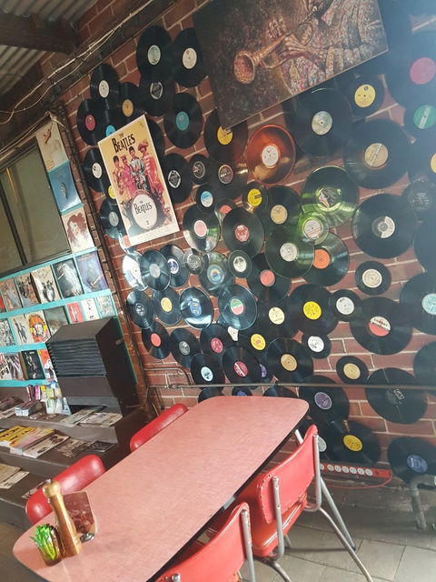Cafe Komodo - NT Tourism 8