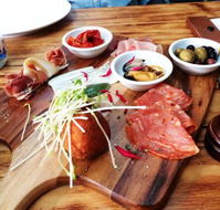 Cattinalla's Caffe  Wine Bar - NT Tourism