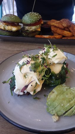 Frankies - Accommodation NT 0