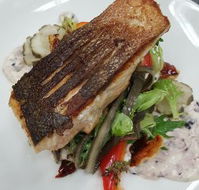 Turfside Bistro and Function Centre - NT Tourism