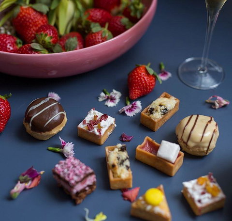 Cafe Amphora - Accommodation NT 9