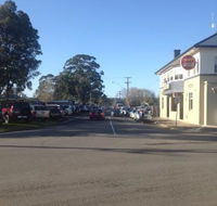 Longwarry Hotel - NT Tourism