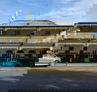 The Grand Caledonian Hotel - Accommodation NT