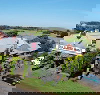 Pig  Whistle Hotel Restaurant - NT Tourism