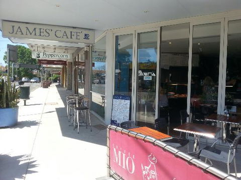 James' Takeaway Cafe - NT Tourism 0