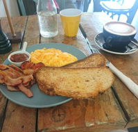 Hummingbird Cafe - NT Tourism