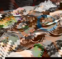 Eat At Sandy's - Accommodation NT