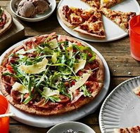 Crust Gourmet Pizza Bar Panania - NT Tourism