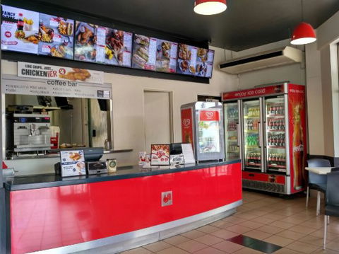 Red Rooster - NT Tourism 0