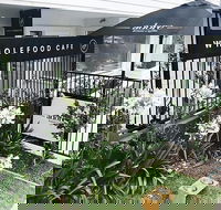 Three Donkeys Wholefood Cafe - NT Tourism
